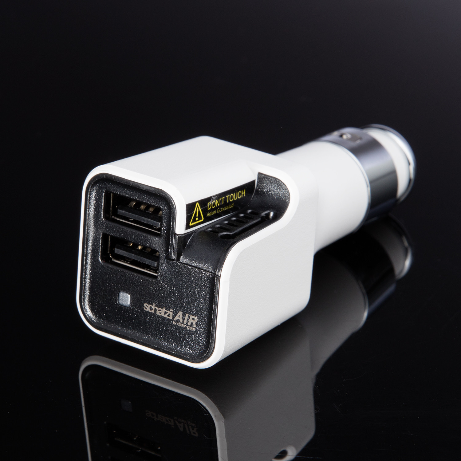 Schatzii AIR Ionic Car Air Purifier + USB Charger